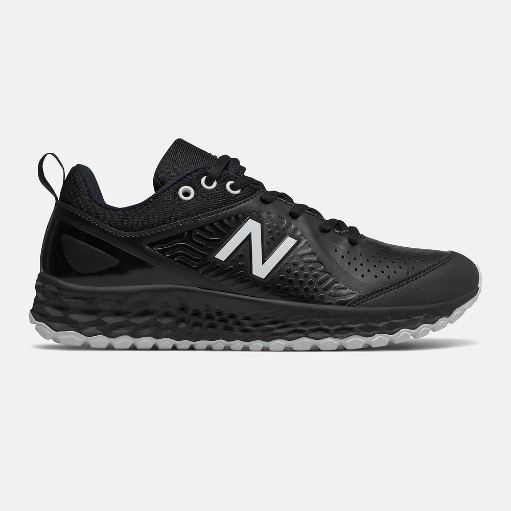 Fresh Foam Velo v2 Turf-Women | New Balance