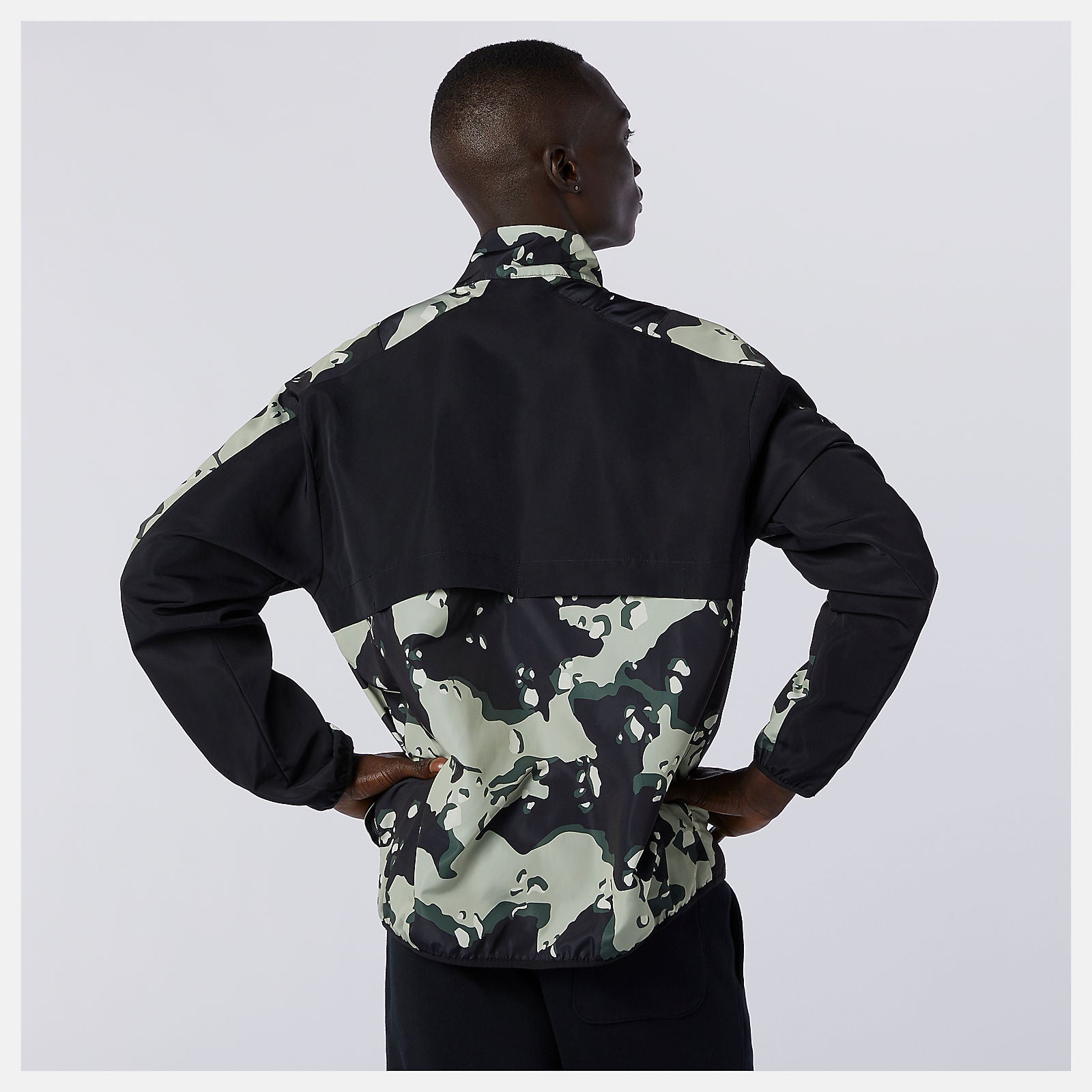 NB Essentials Camo Anorak-Men | New Balance