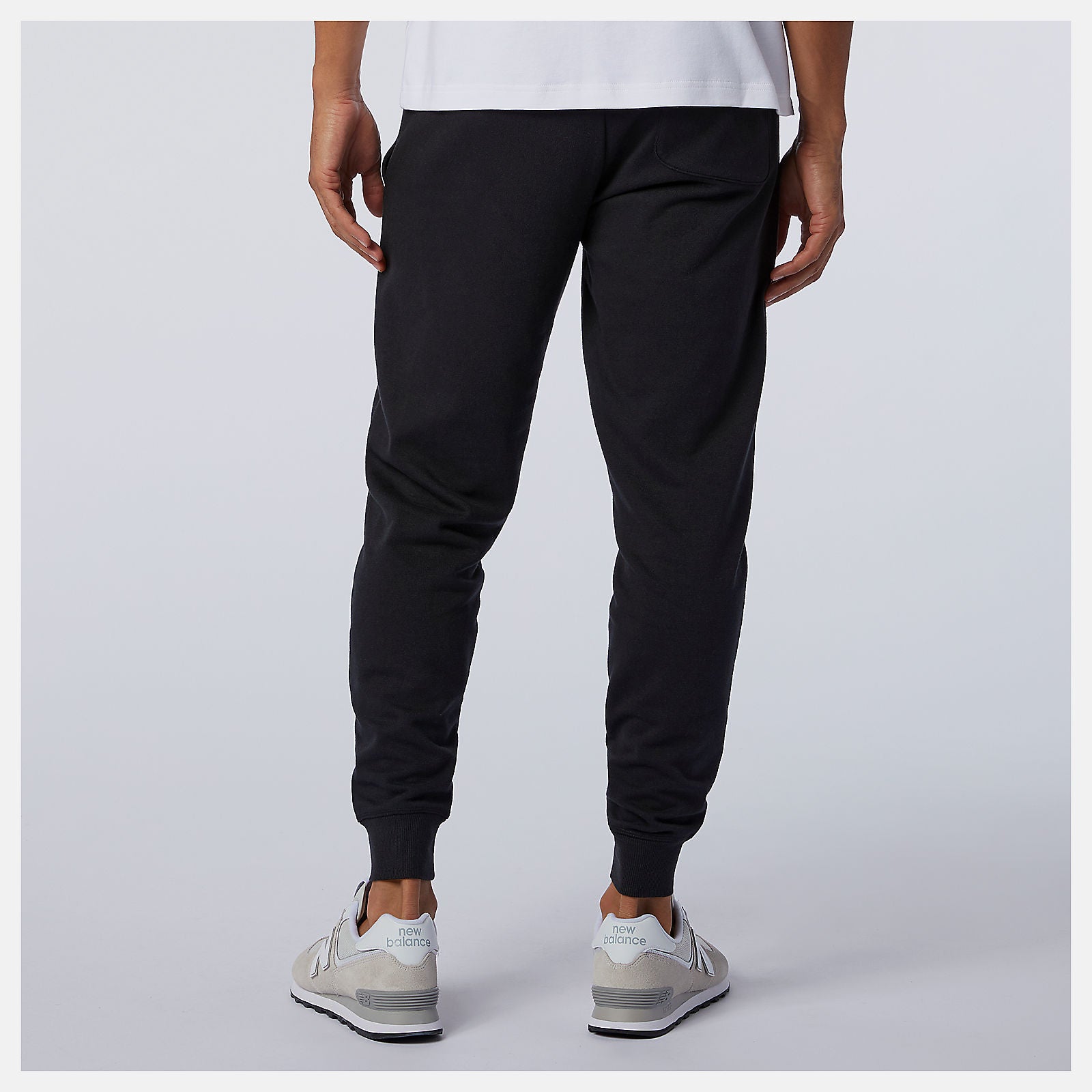 Essentials Stacked Logo Sweatpant-Men | New Balance