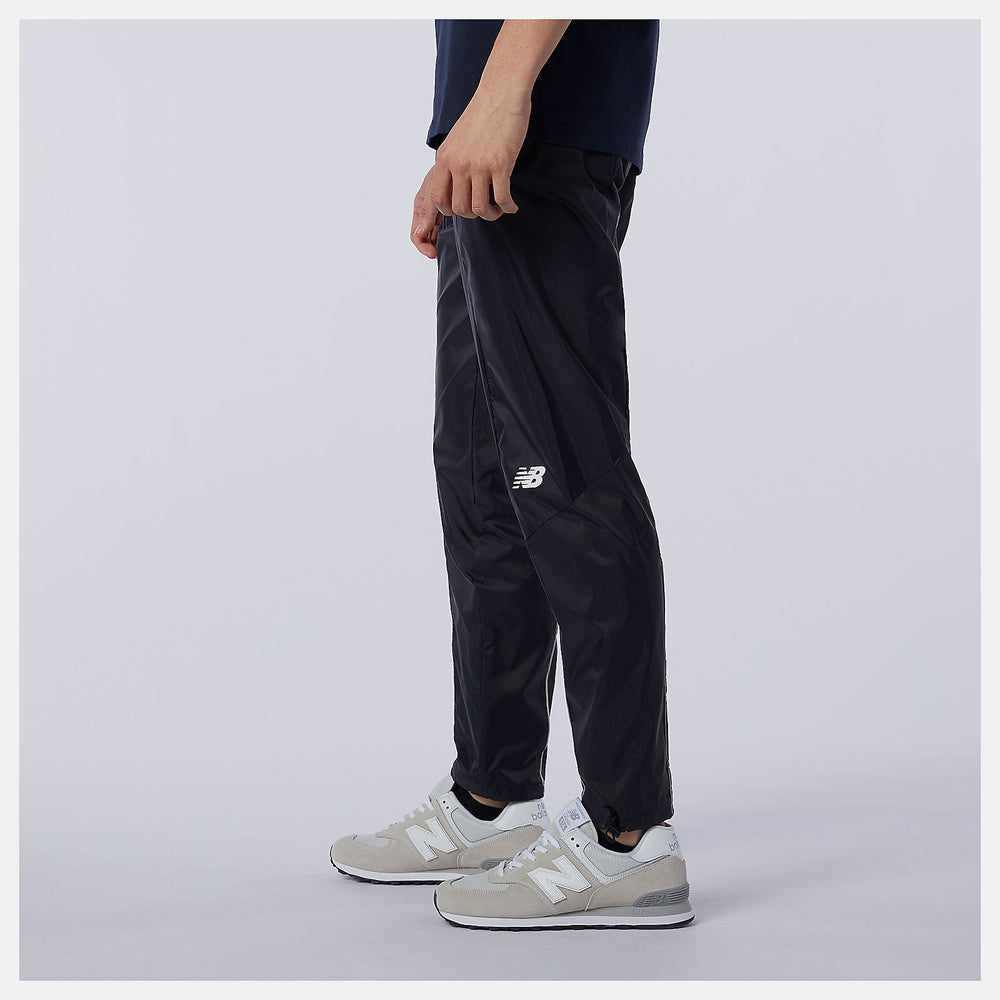 R.W.T. Lightweight Woven Pant-Men | New Balance