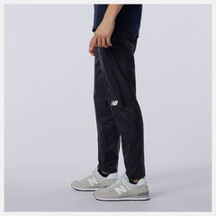 R.W.T. Lightweight Woven Pant-Men | New Balance