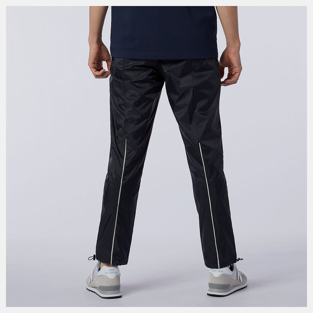 R.W.T. Lightweight Woven Pant-Men | New Balance