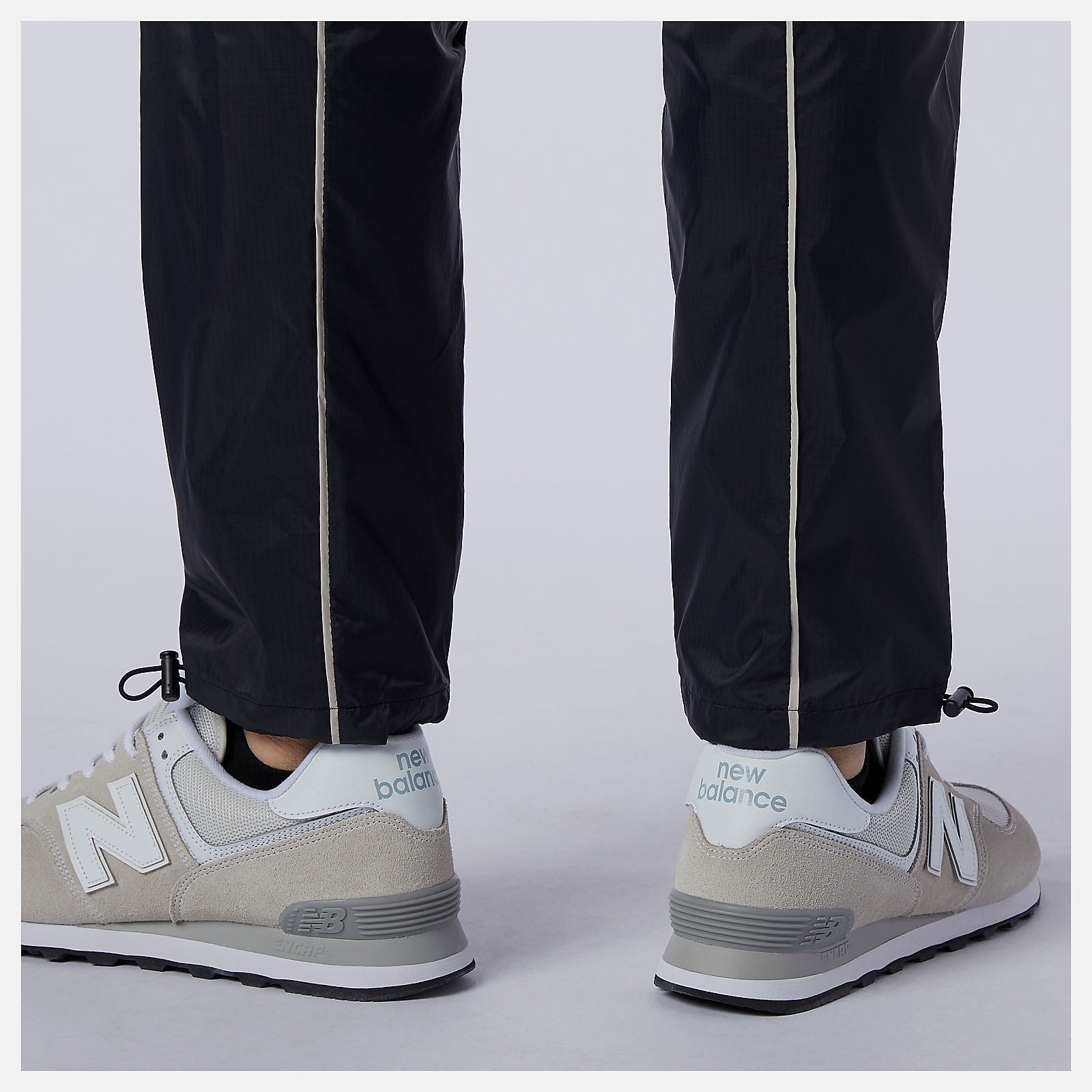 R.W.T. Lightweight Woven Pant-Men | New Balance
