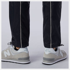 R.W.T. Lightweight Woven Pant-Men | New Balance