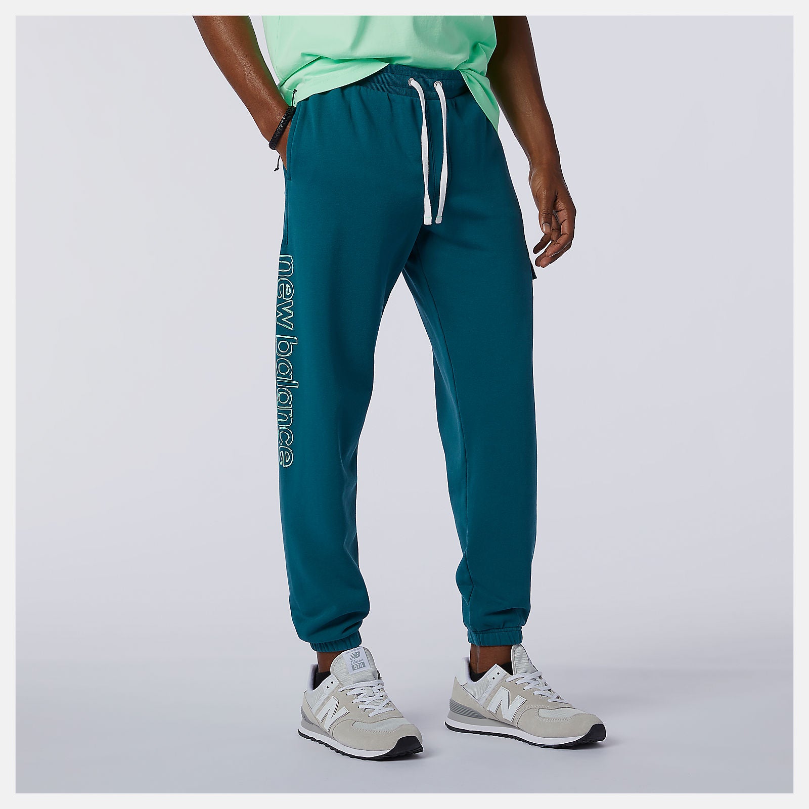 NB Athletics Clash Sweatpant-Men | New Balance