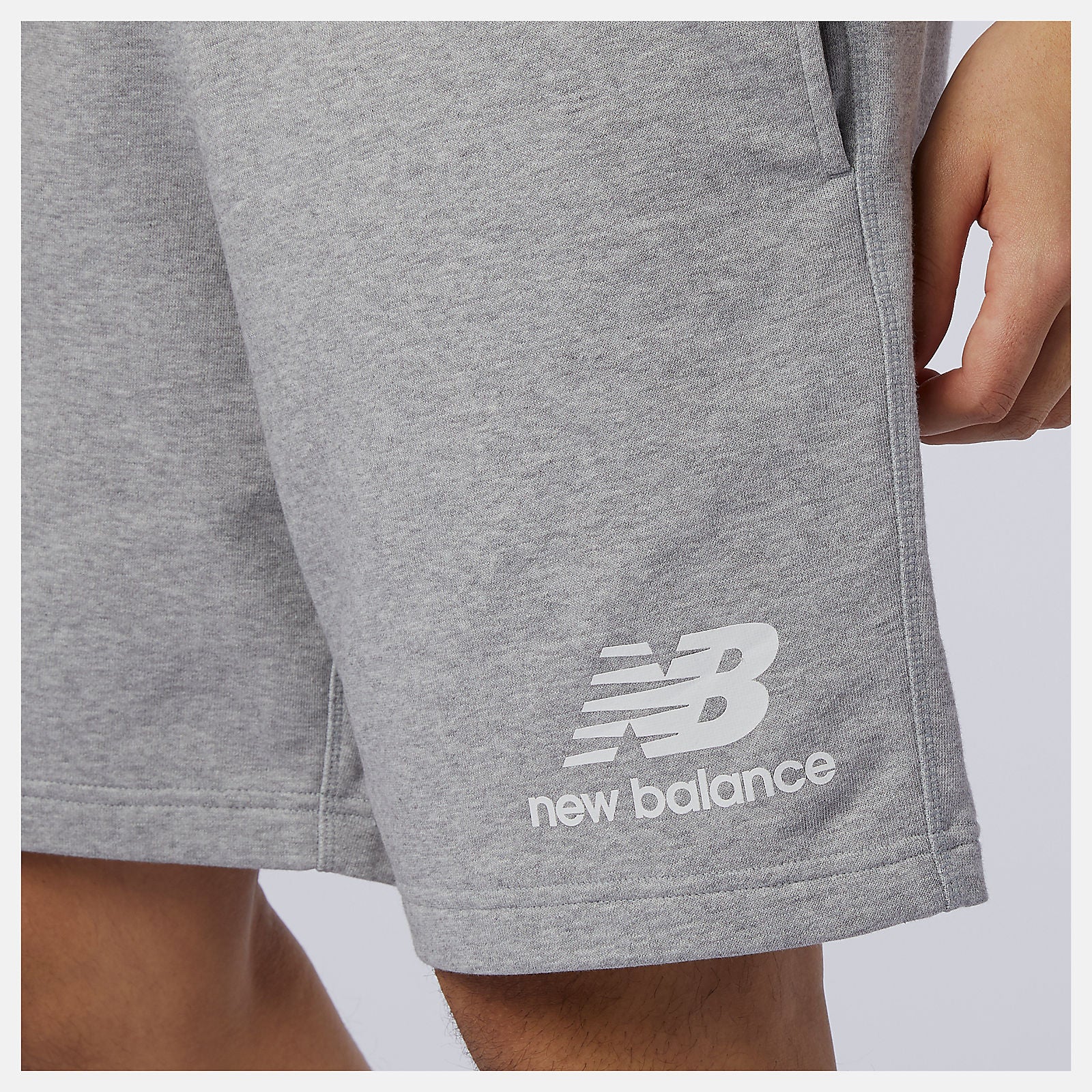 NB Essentials Stacked Logo Short-Women|Men | New Balance