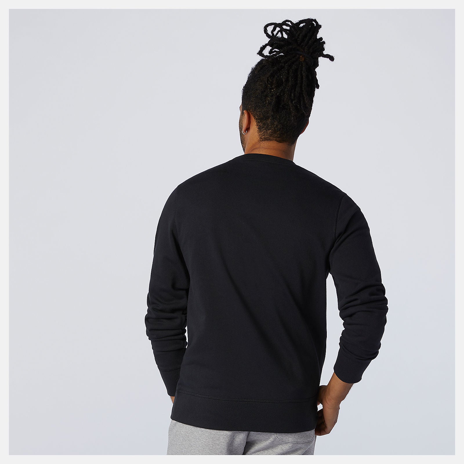 NB Essentials Stacked Logo Crew-Men | New Balance
