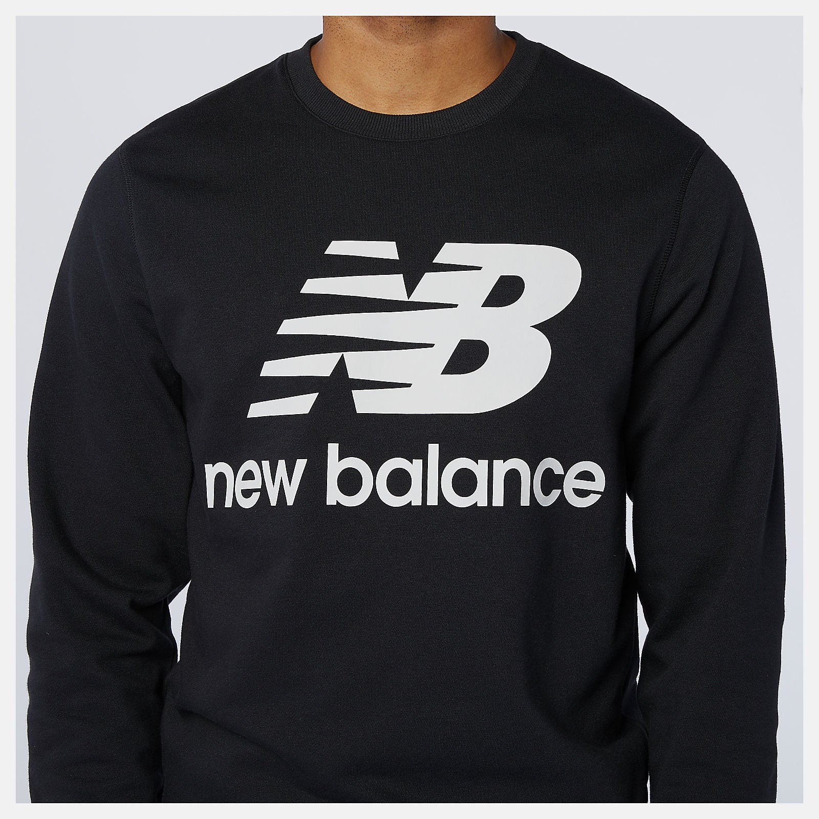 NB Essentials Stacked Logo Crew-Men | New Balance