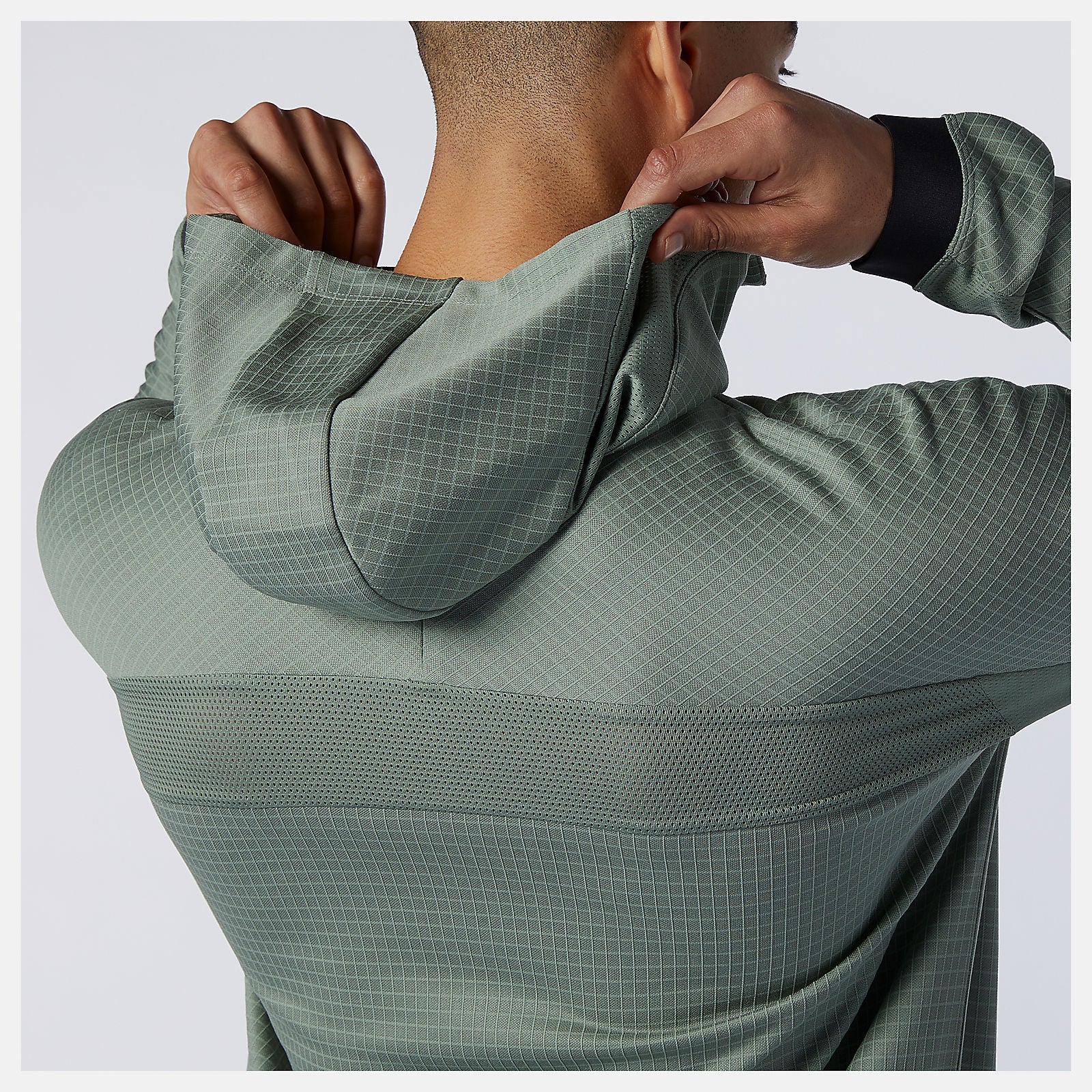 R.W.T. Tech Quarter Zip-Men | New Balance