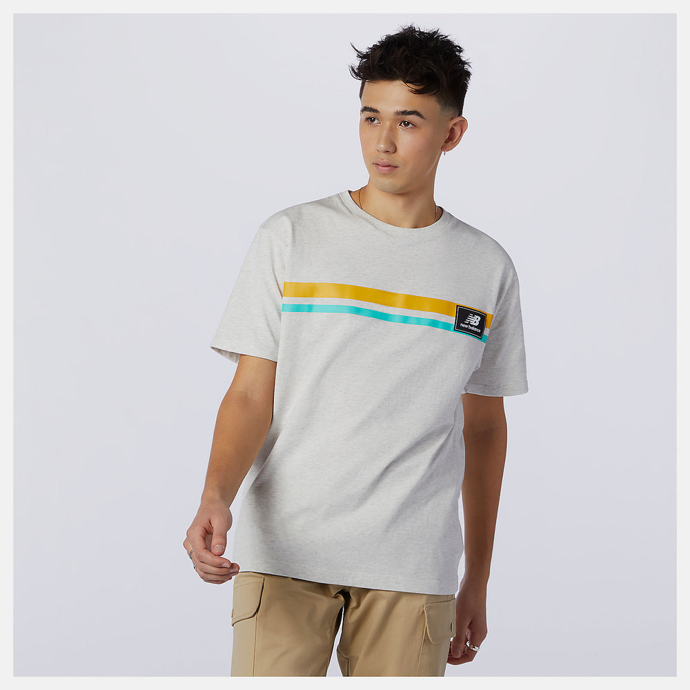 NB Athletics Higher Learning Badge Tee-Men | New Balance