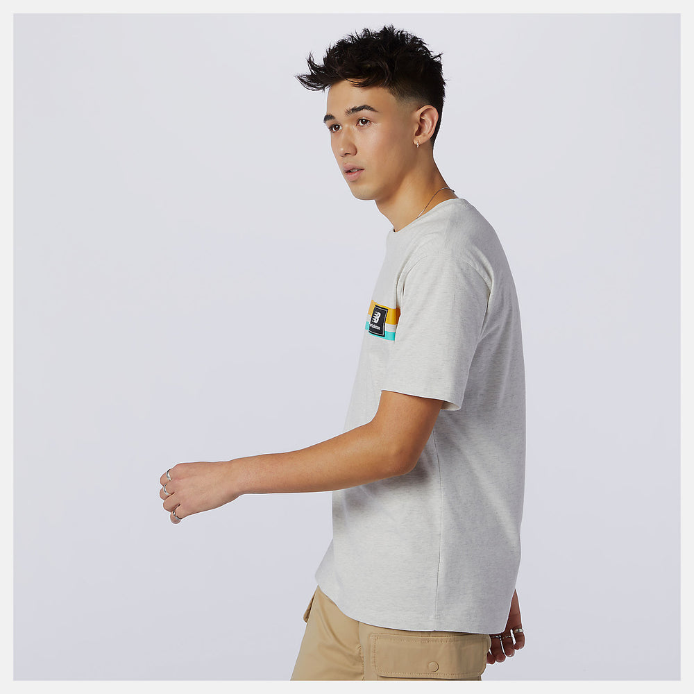 NB Athletics Higher Learning Badge Tee-Men | New Balance