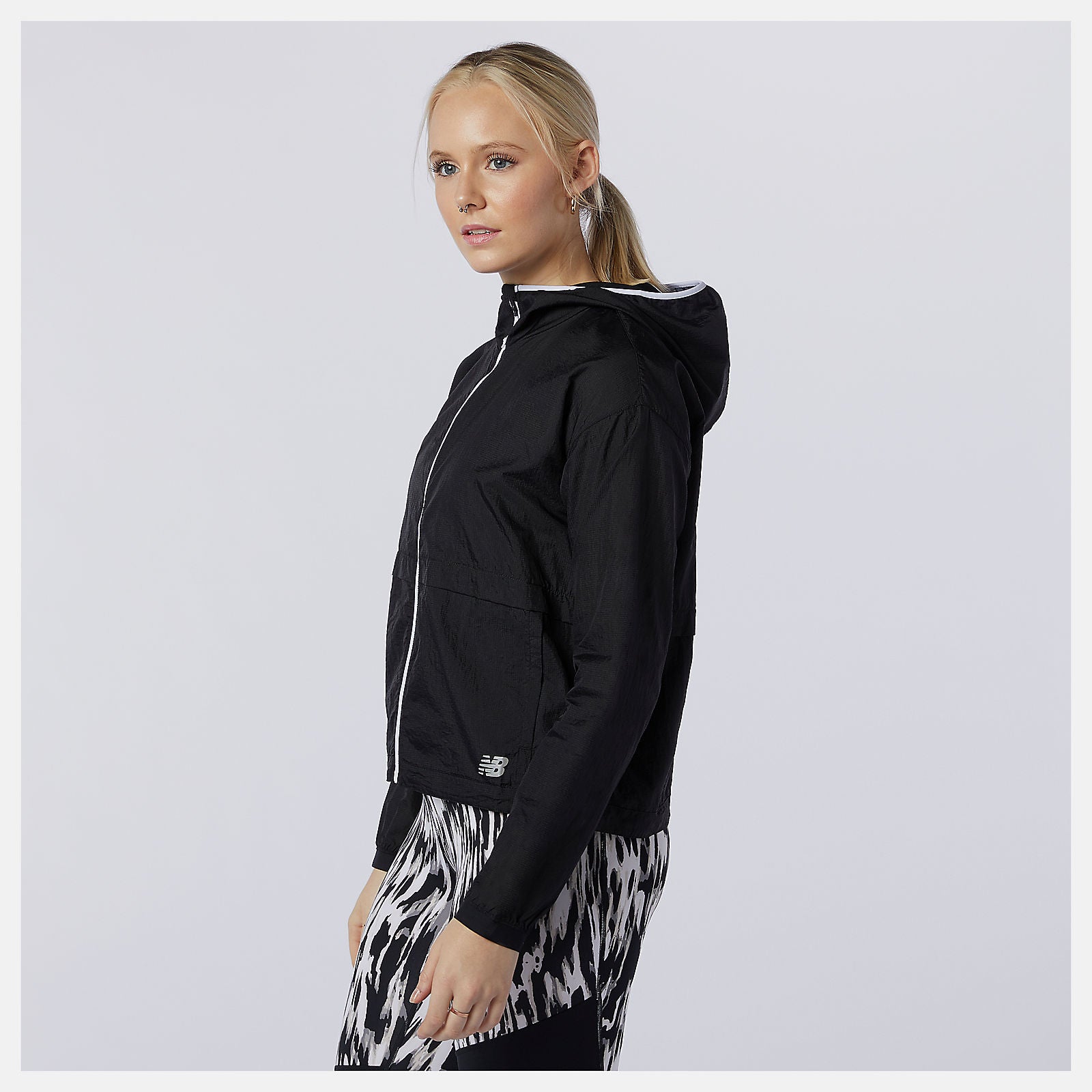 Impact Run Light Pack Jacket-Women | New Balance