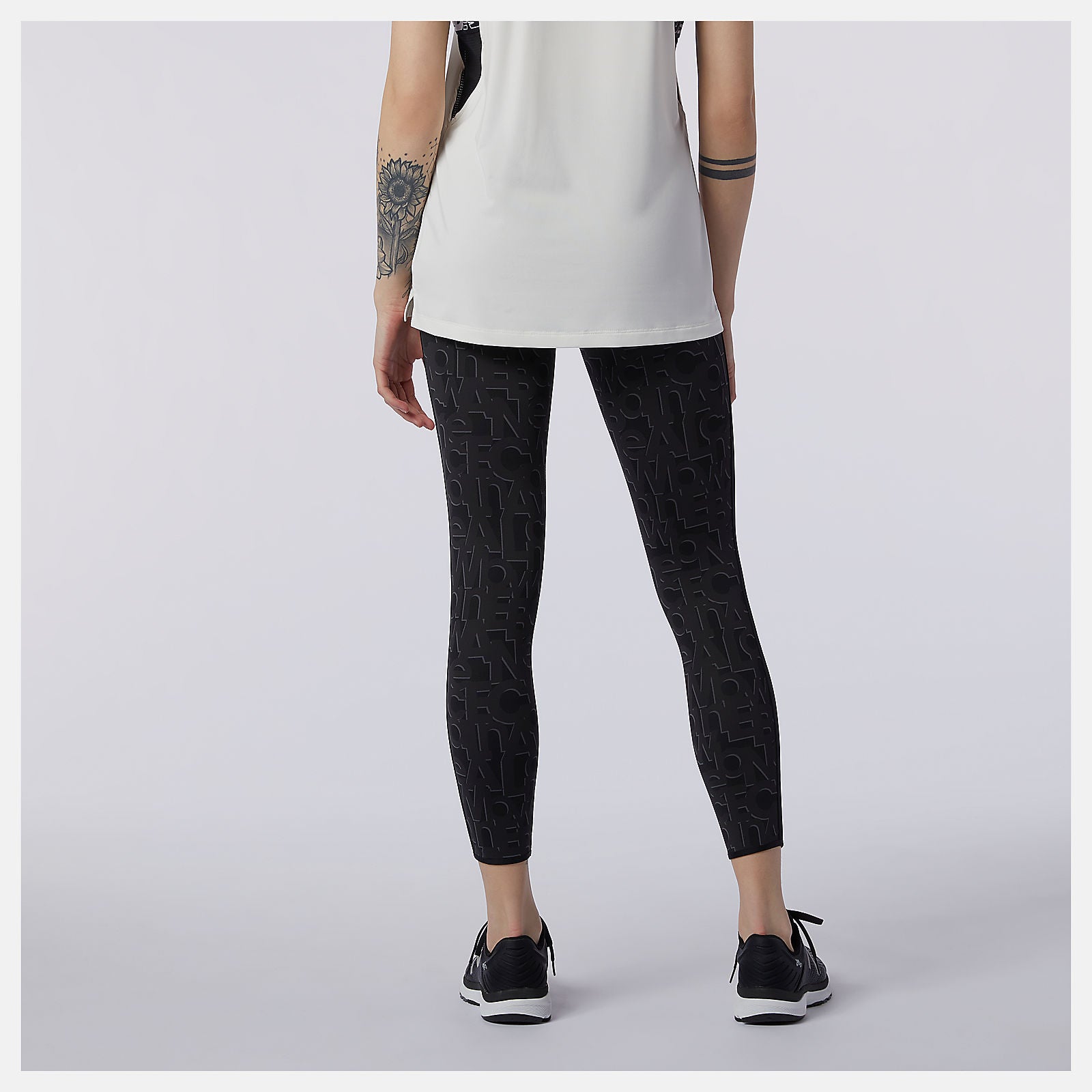Relentless Printed High Rise 7/8 Tight-Women | New Balance