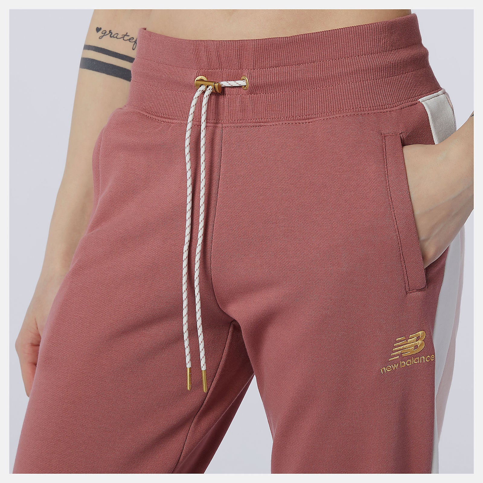 NB Athletics Higher Learning Sweatpant-Women | New Balance