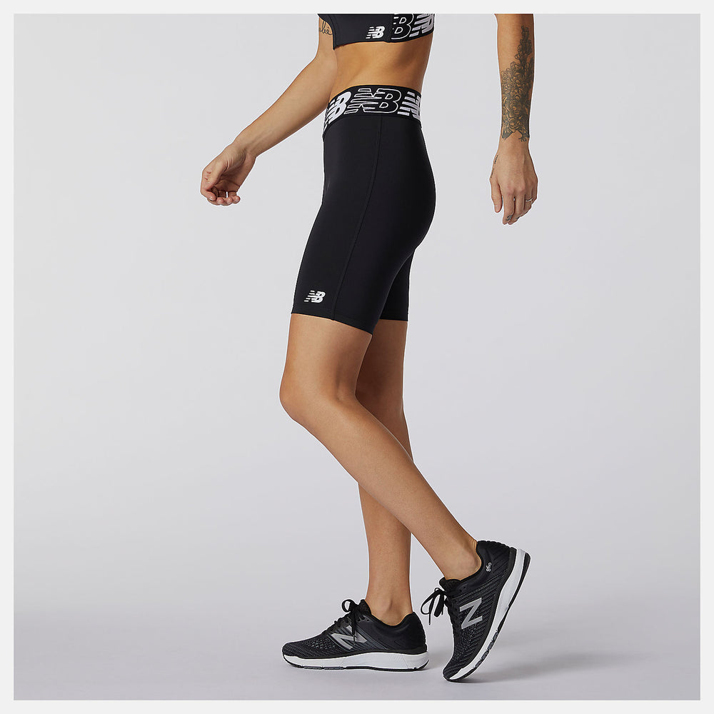 Relentless 8 inch Fitted Short-Women | New Balance