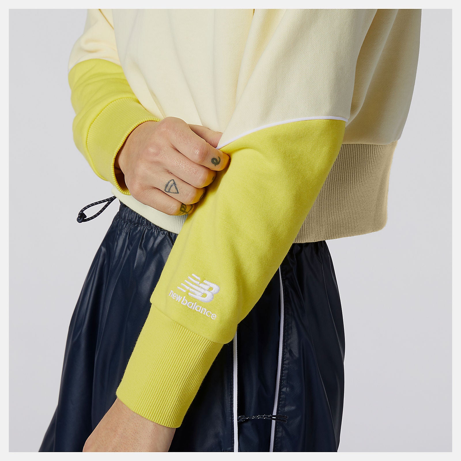 NB Athletics Crew Fleece-Women | New Balance