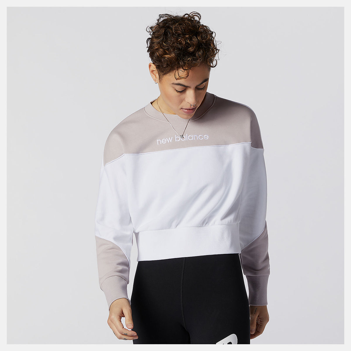 NB Athletics Crew Fleece-Women | New Balance