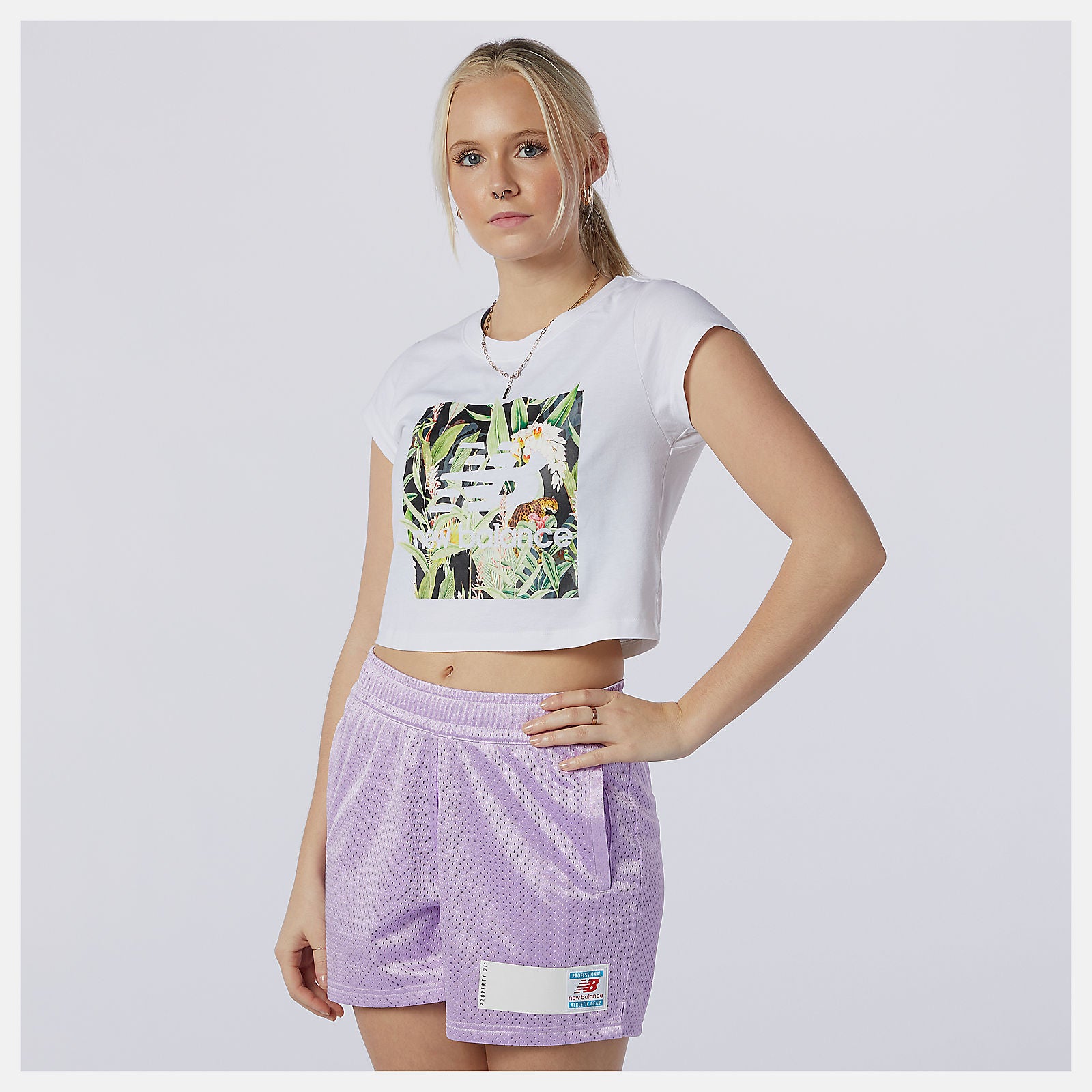 NB Essentials Botanical Tee-Women | New Balance