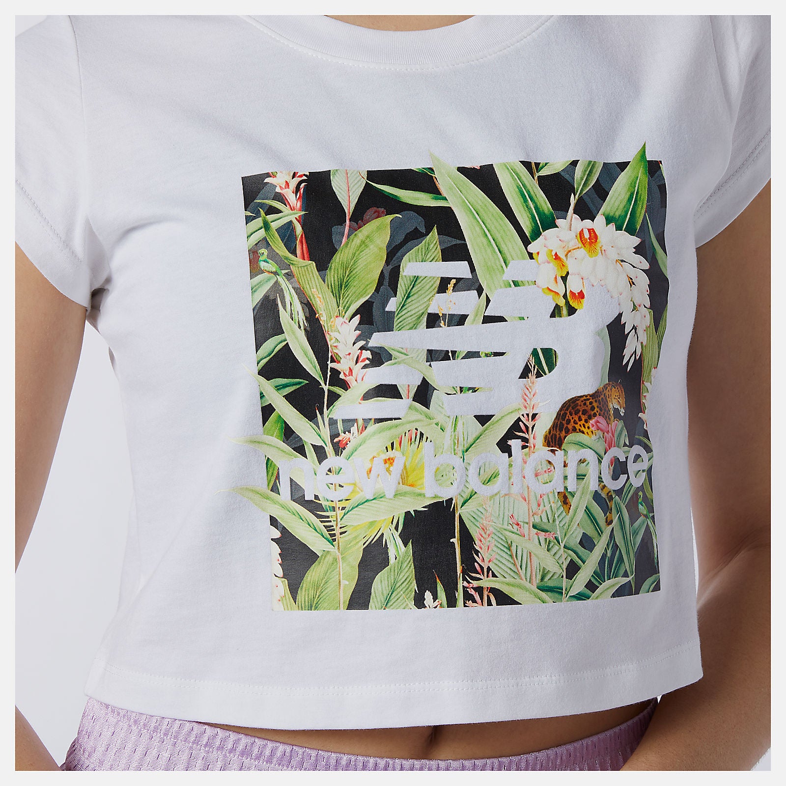 NB Essentials Botanical Tee-Women | New Balance