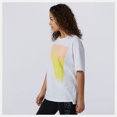 Sport Style Optiks Gradient Graphic Tee-Women | New Balance