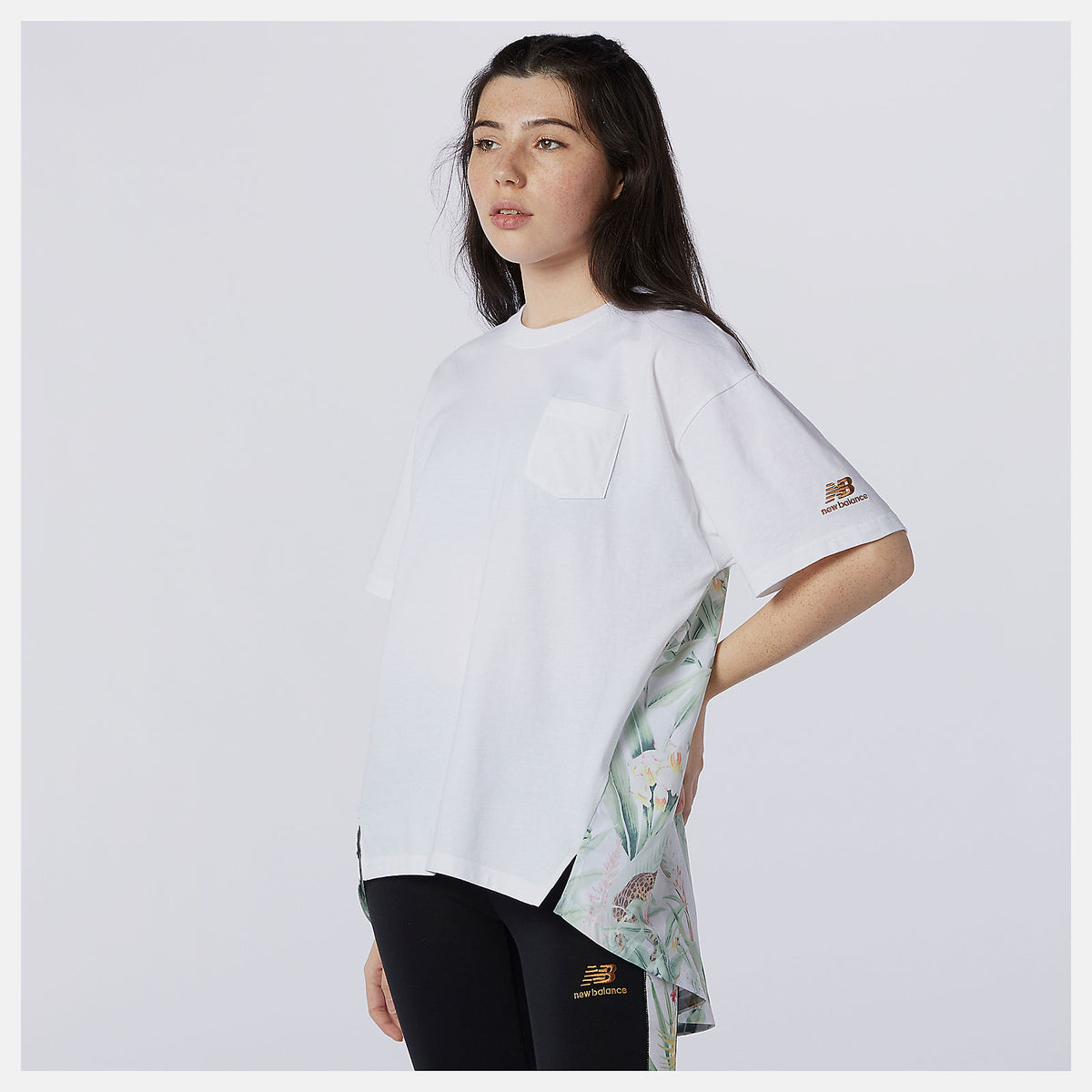 NB Essentials Botanical Knit Woven Mix Tee-Women | New Balance